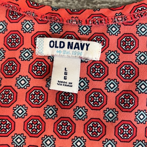 Old‎ Navy tank top - Picture 2 of 5